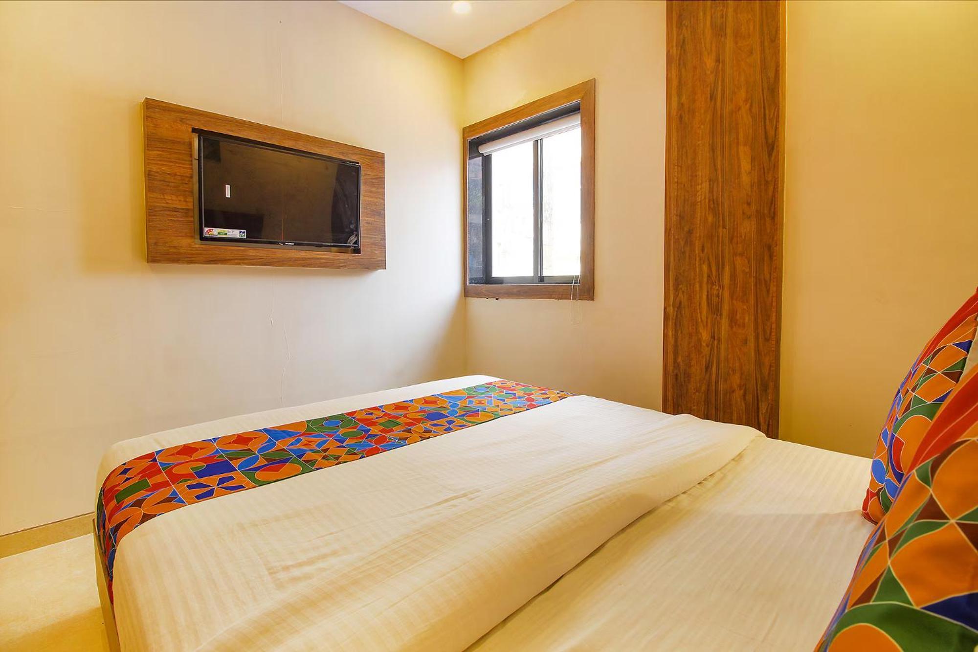 Fabhotel Peninsula - Nr Csmt Station Mumbai Bagian luar foto