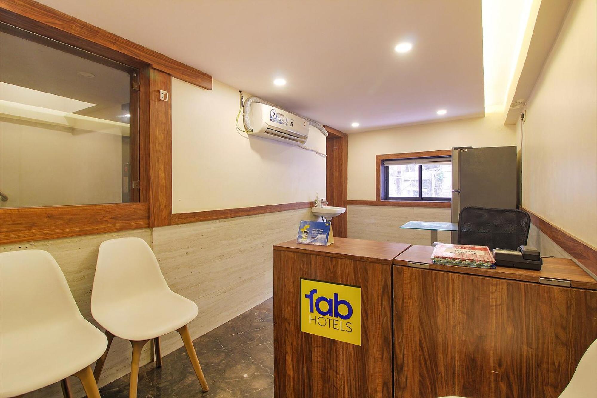 Fabhotel Peninsula - Nr Csmt Station Mumbai Bagian luar foto